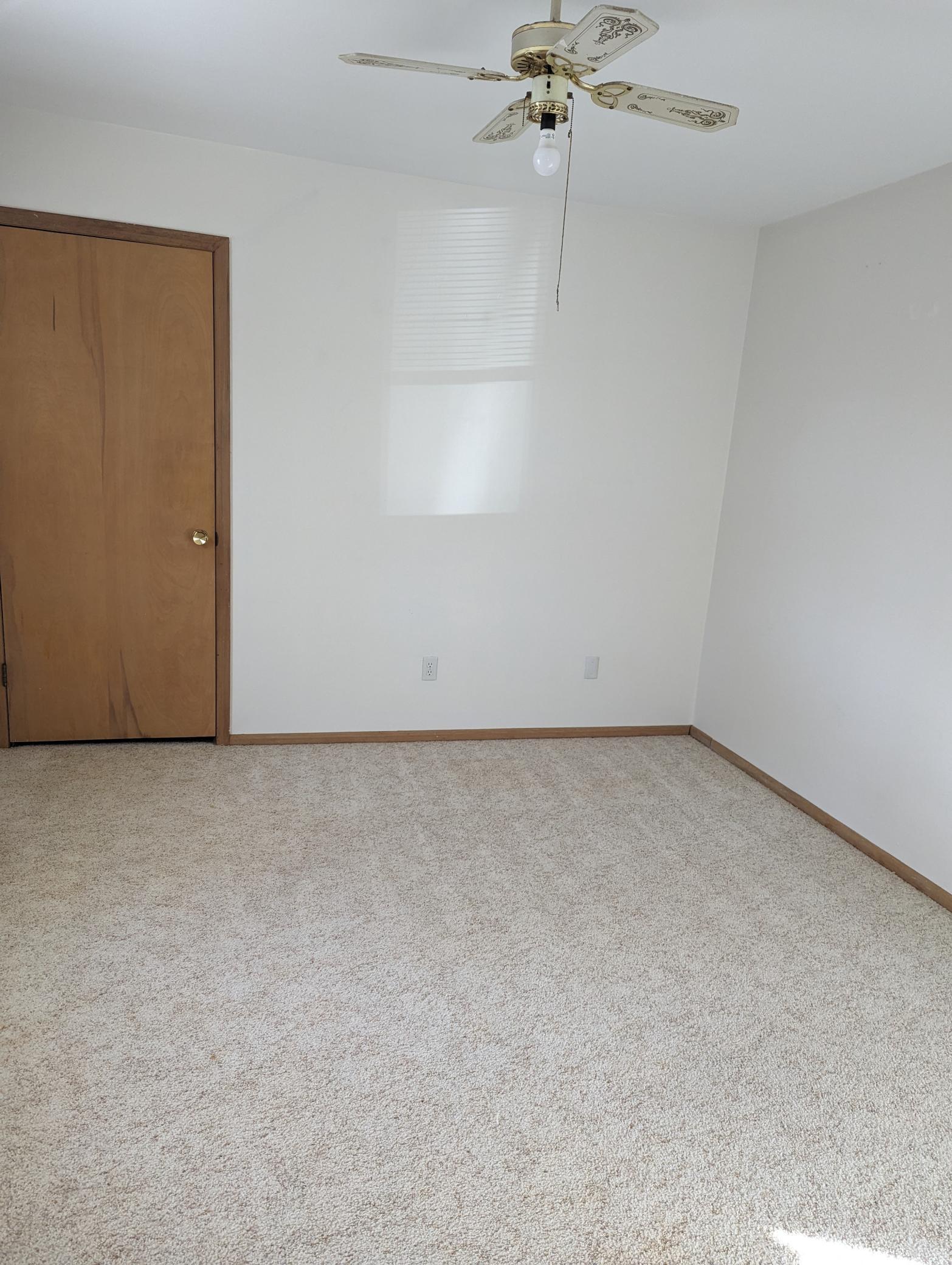 376 4th Street E 6 Property Photo 6