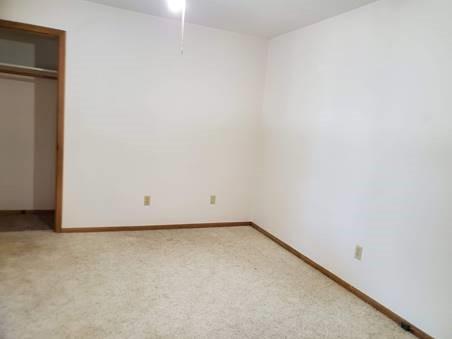 376 4th Street E 6 Property Photo 7