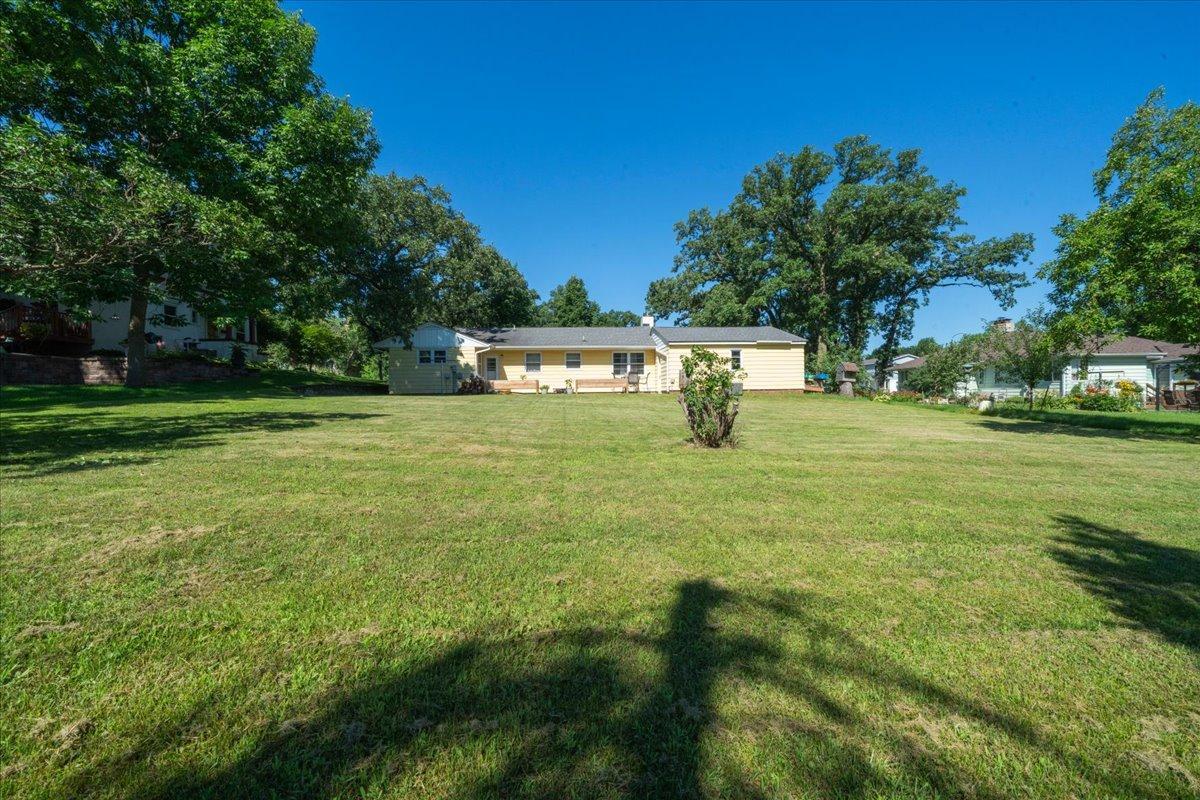 110 Main Street N Property Photo 8