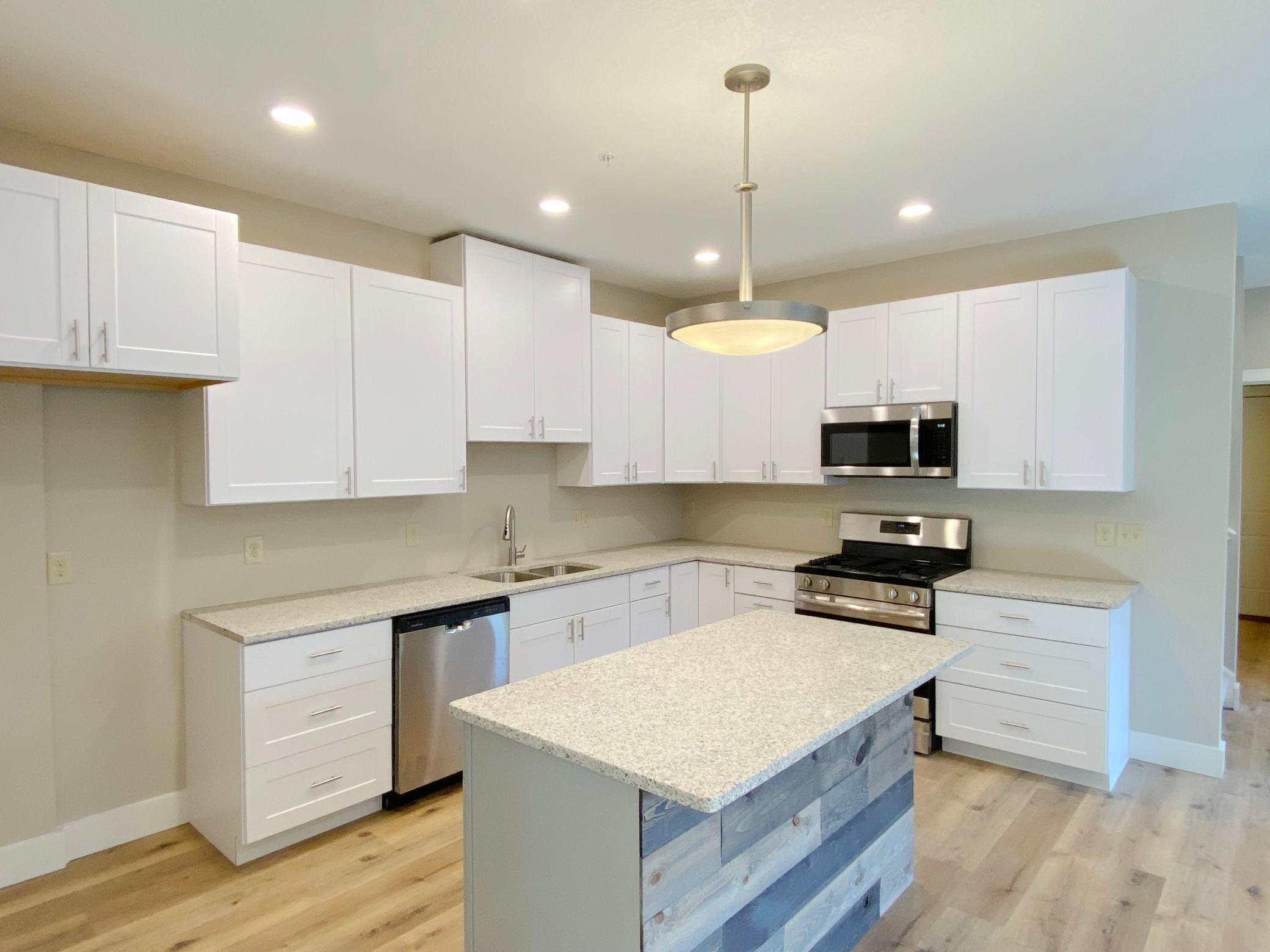 6060 Boulder Ridge Drive Property Photo 6