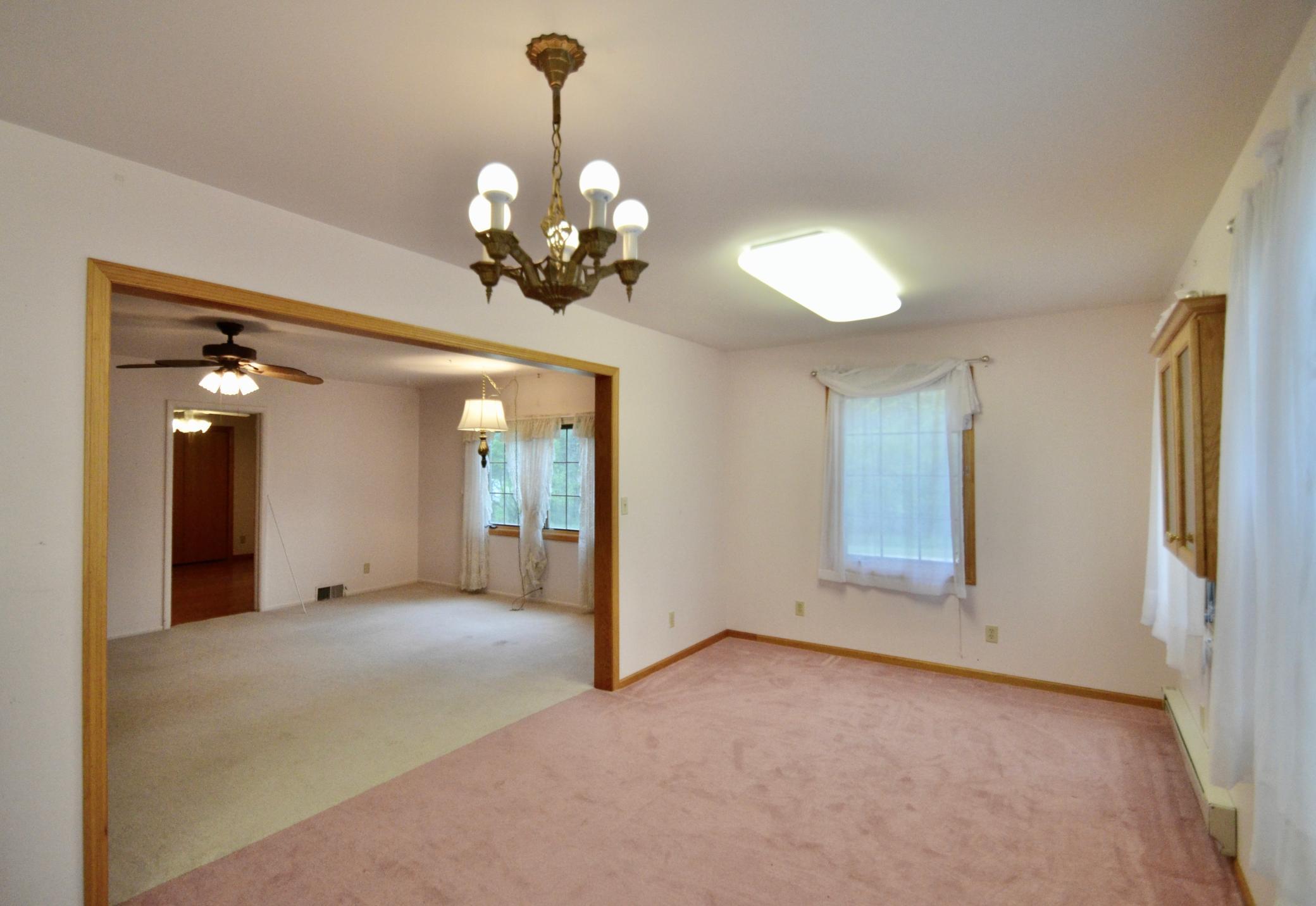 35 Evergreen St Property Photo 28