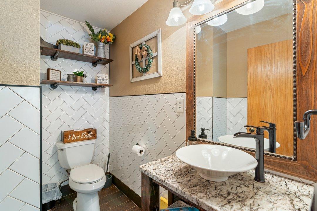 7630 Chickasaw Circle Property Photo 14