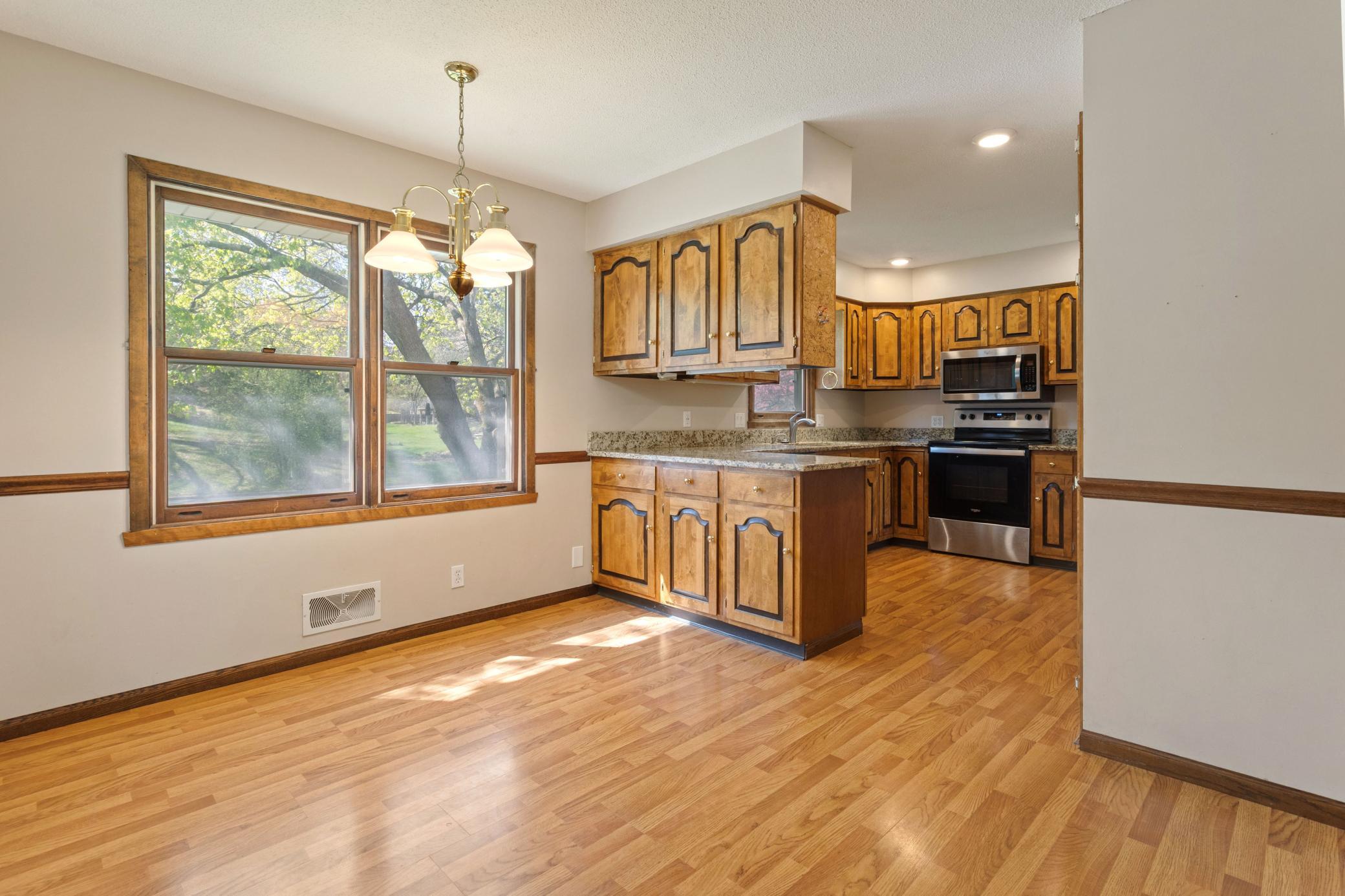 1559 Mccarthy Road Property Photo 2