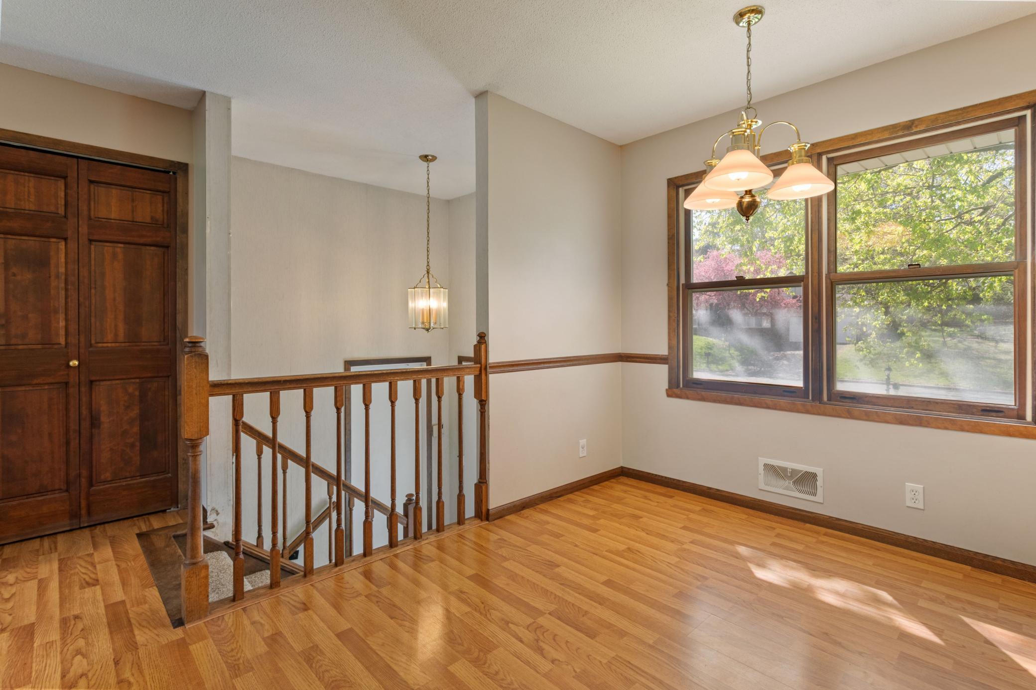 1559 Mccarthy Road Property Photo 3