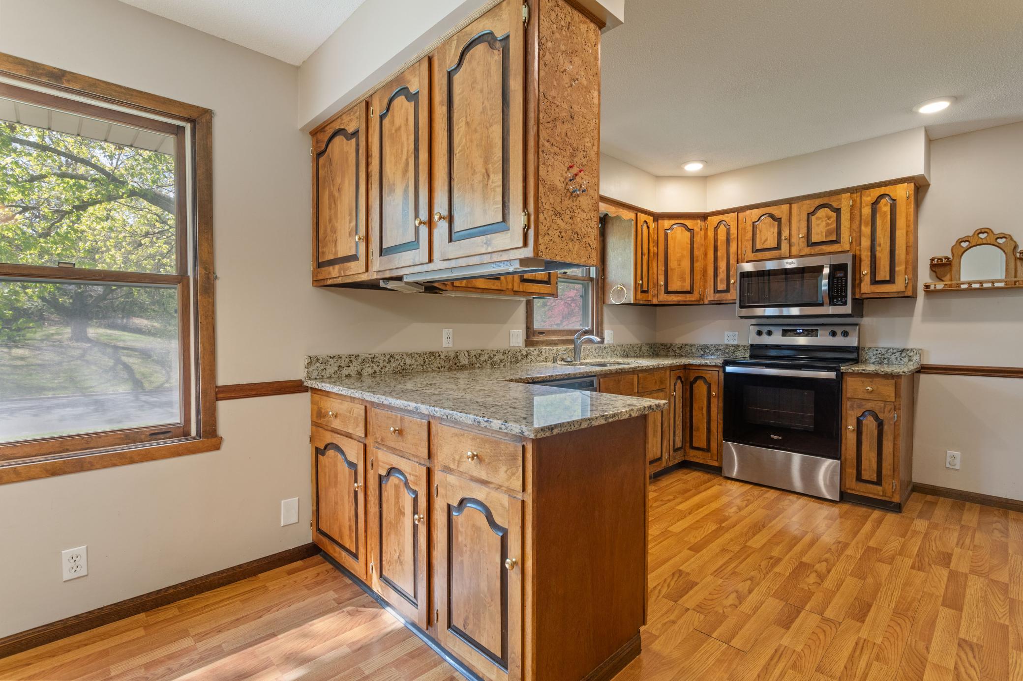 1559 Mccarthy Road Property Photo 4
