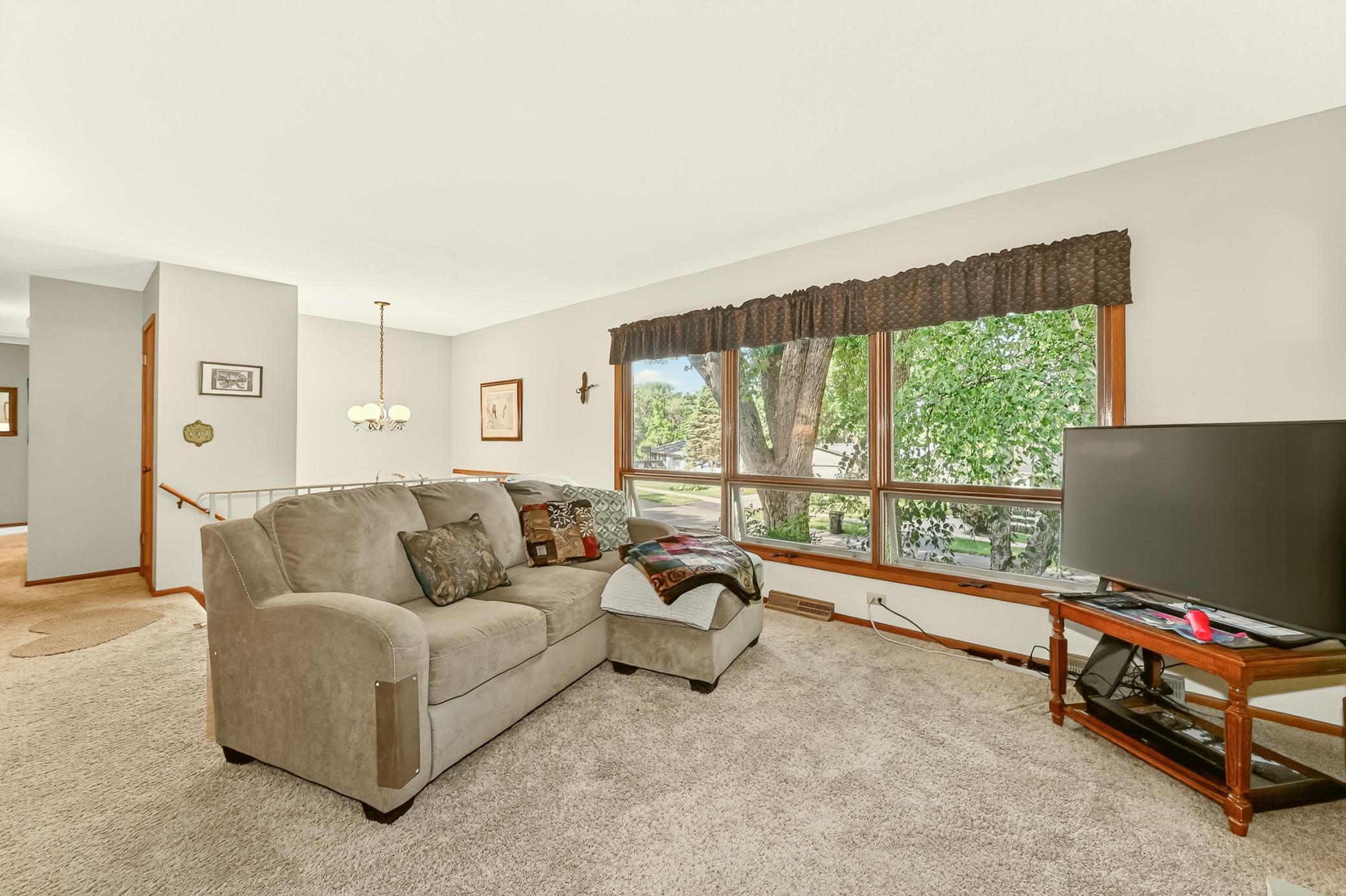2204 11th Avenue Nw Property Photo 4