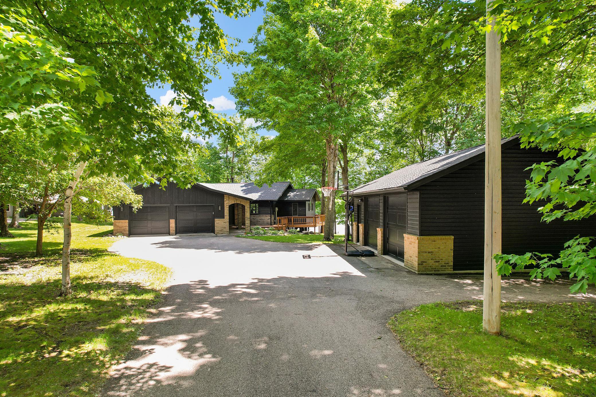 16449 Sugar Island Road Property Photo 6