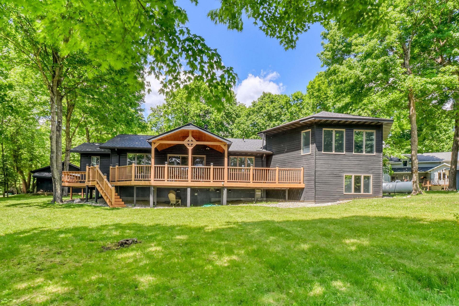 16449 Sugar Island Road Property Photo 13