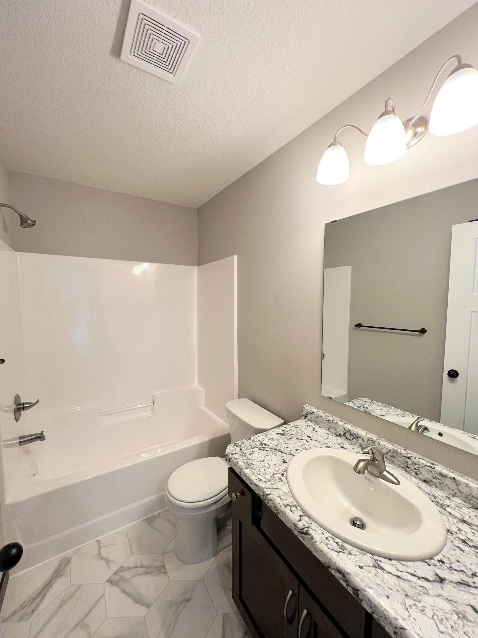 1004 26th Street Loop Property Photo 13