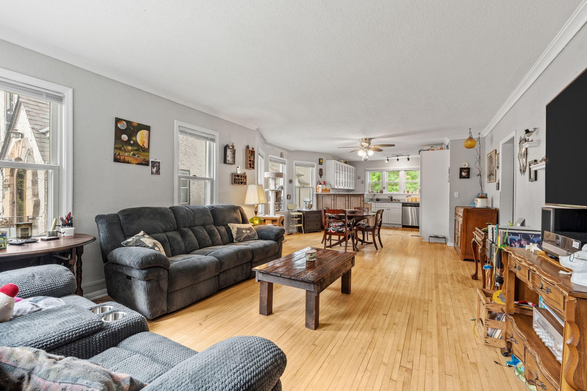 4846 Park Avenue Property Photo 5