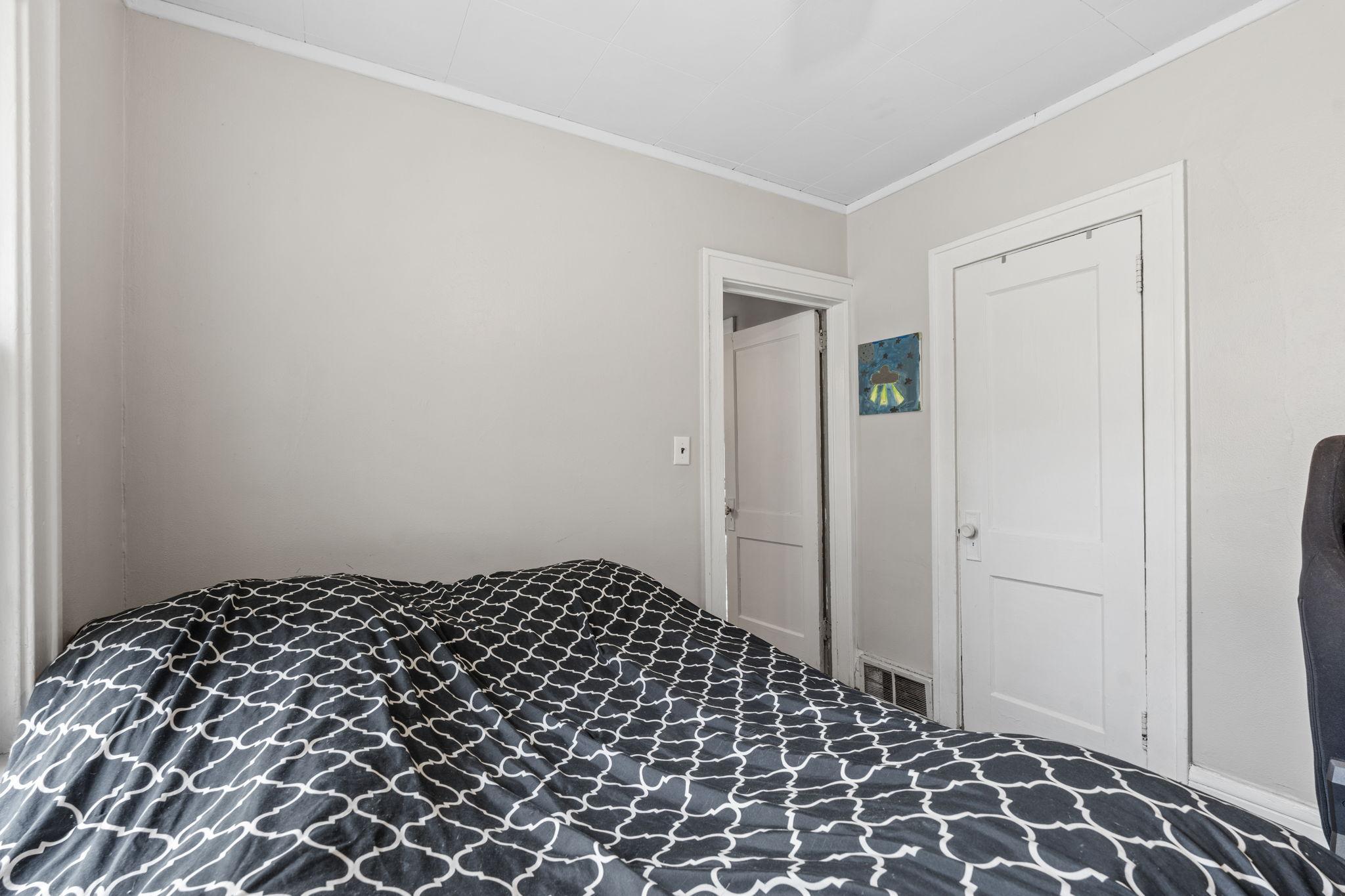 4846 Park Avenue Property Photo 14