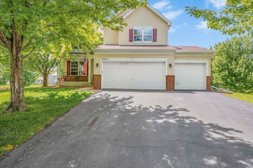 4355 Kaelin Circle Ne Property Photo 1