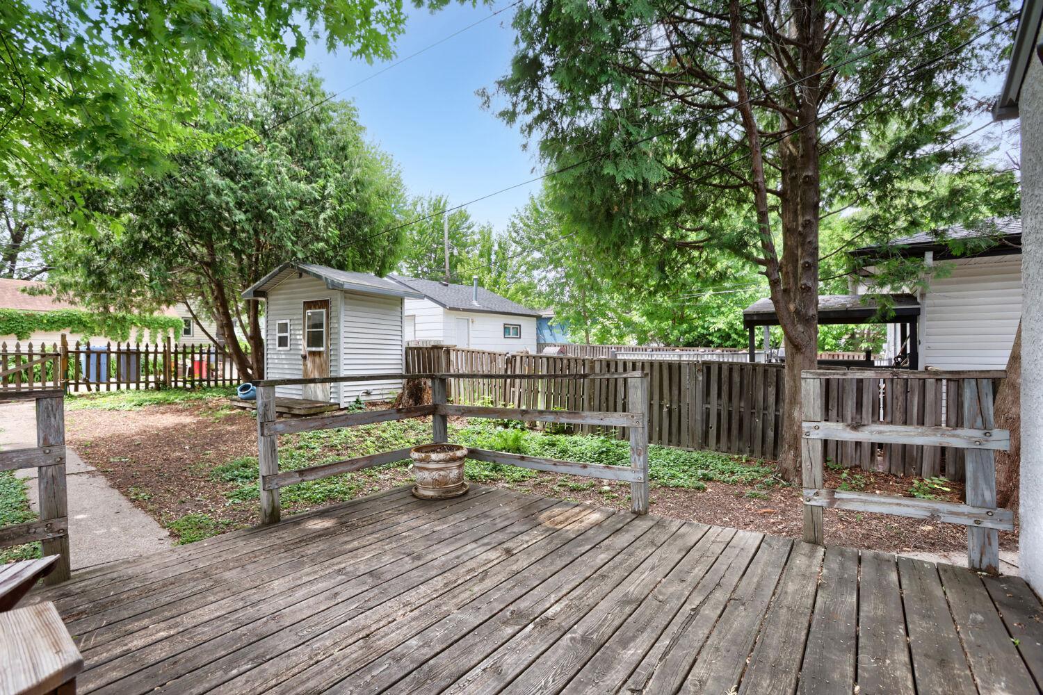 4540 Nokomis Avenue Property Photo 6