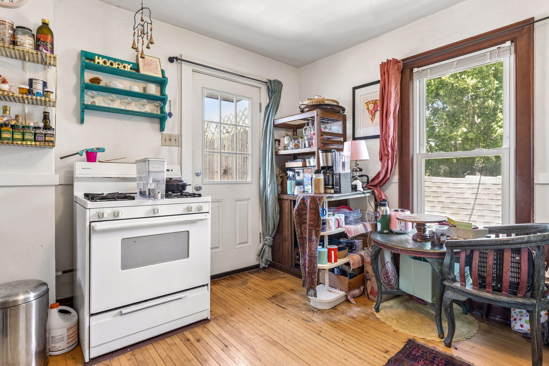 671 Spring Street Ne Property Photo 15