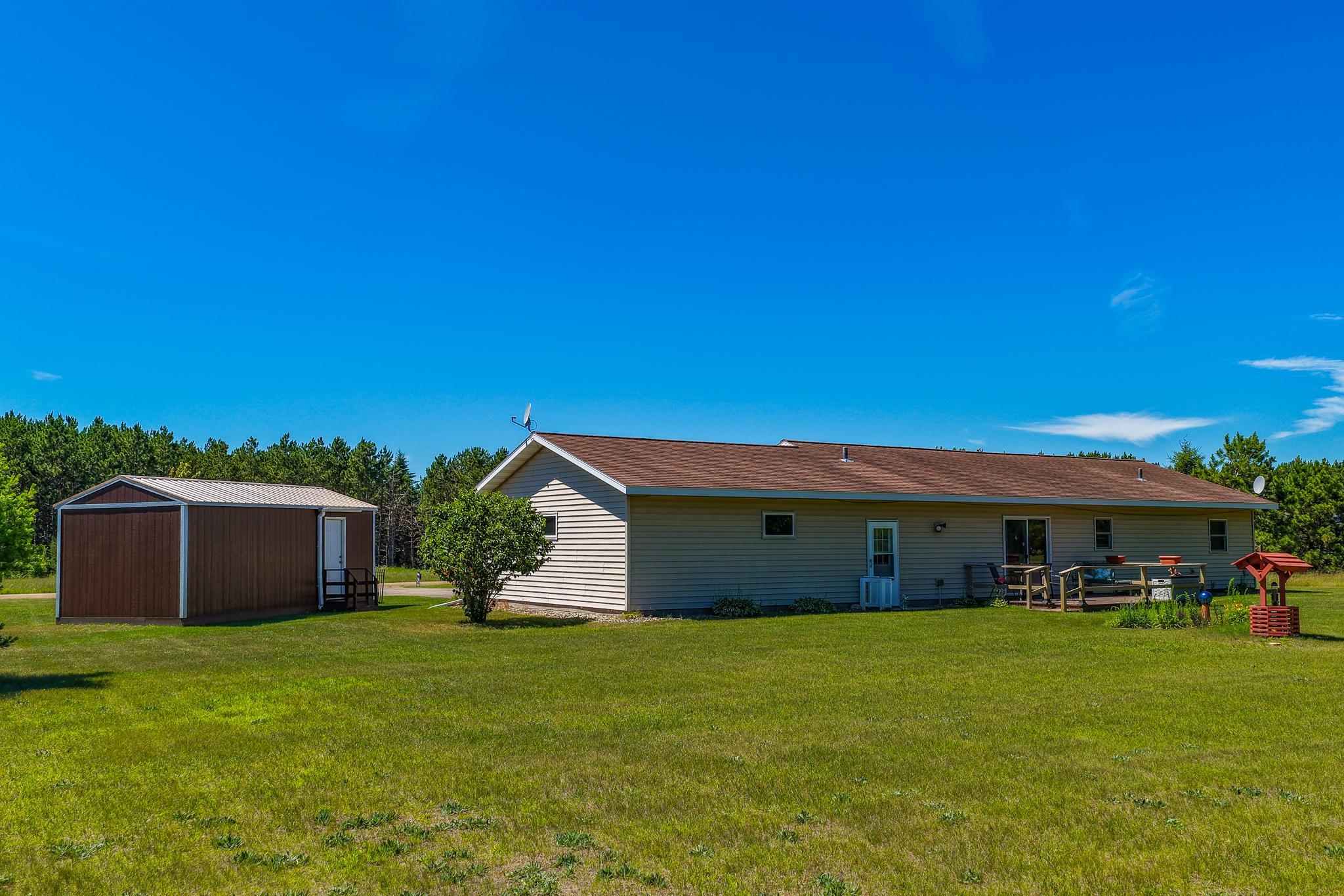 21304 Farm View Drive Property Photo 4