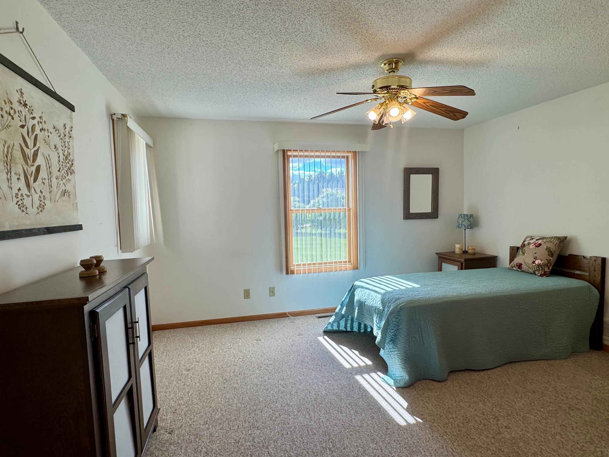 21304 Farm View Drive Property Photo 11