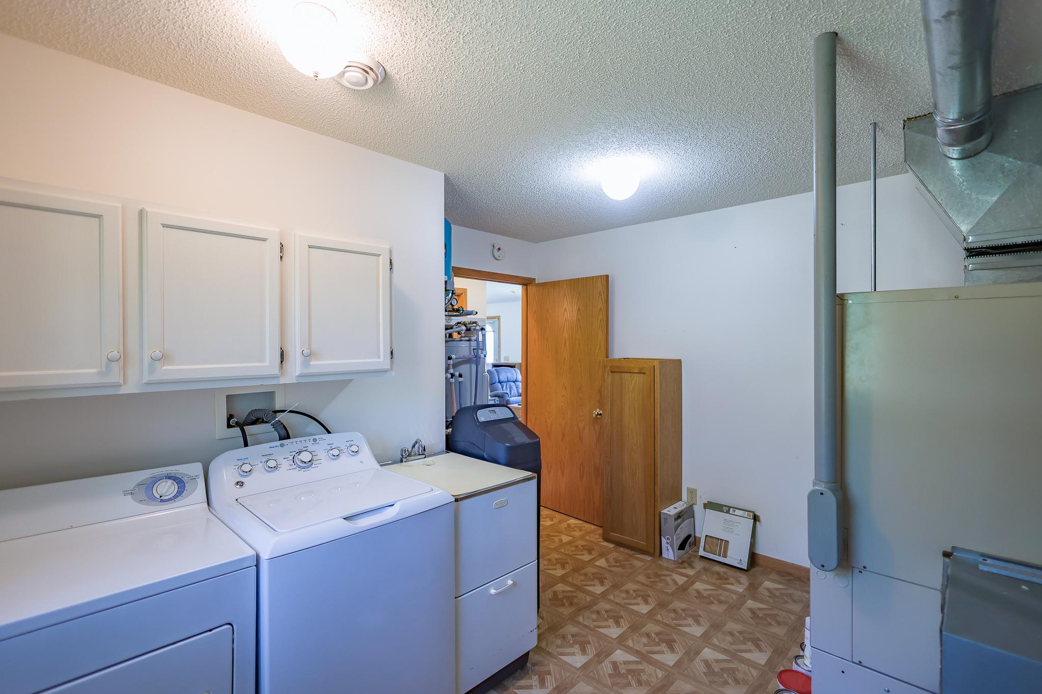 21304 Farm View Drive Property Photo 17