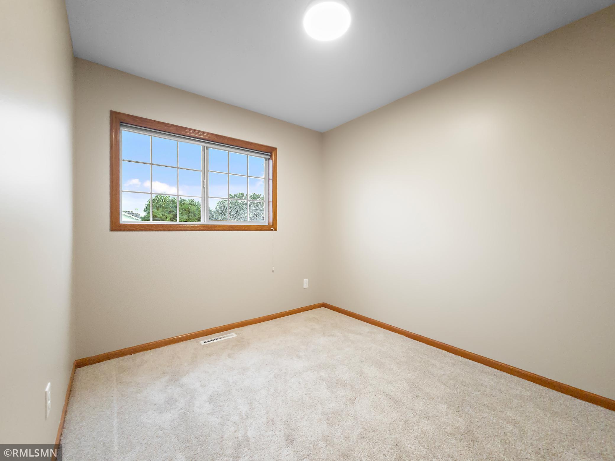 6333 Saddlebred Way Property Photo 6