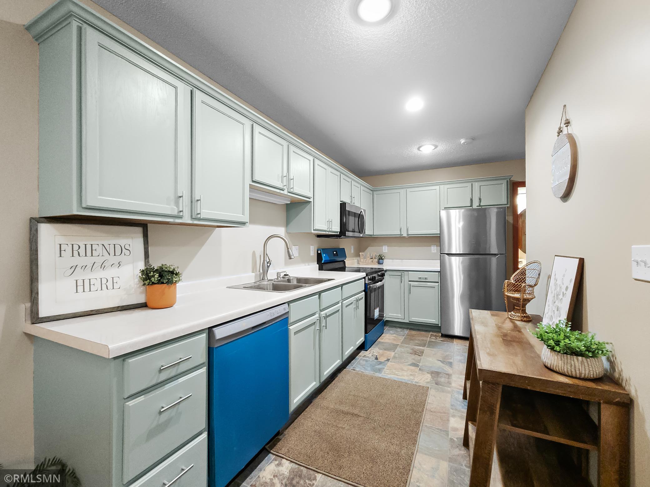 6333 Saddlebred Way Property Photo 16
