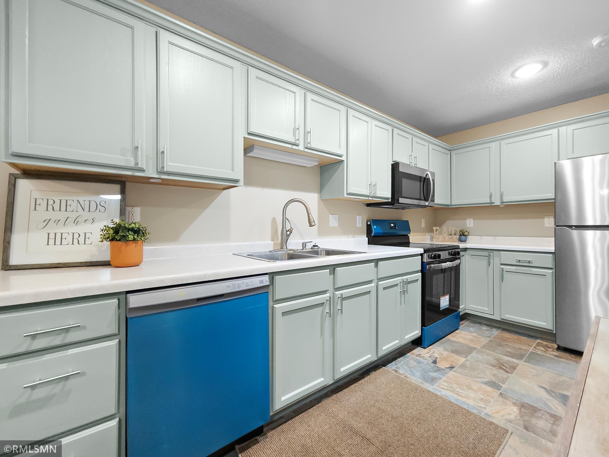 6333 Saddlebred Way Property Photo 17