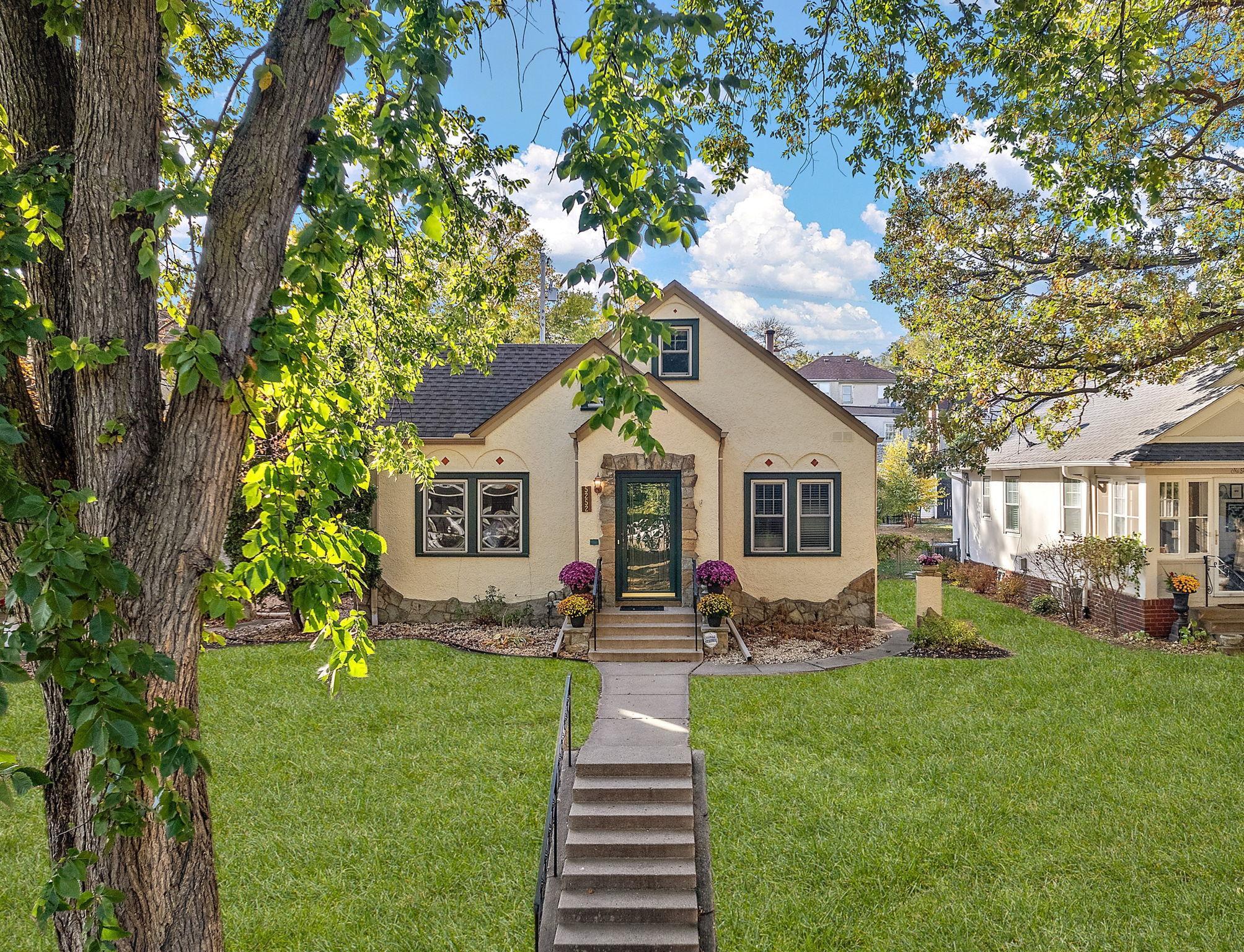 5252 Drew Avenue S Property Photo 2