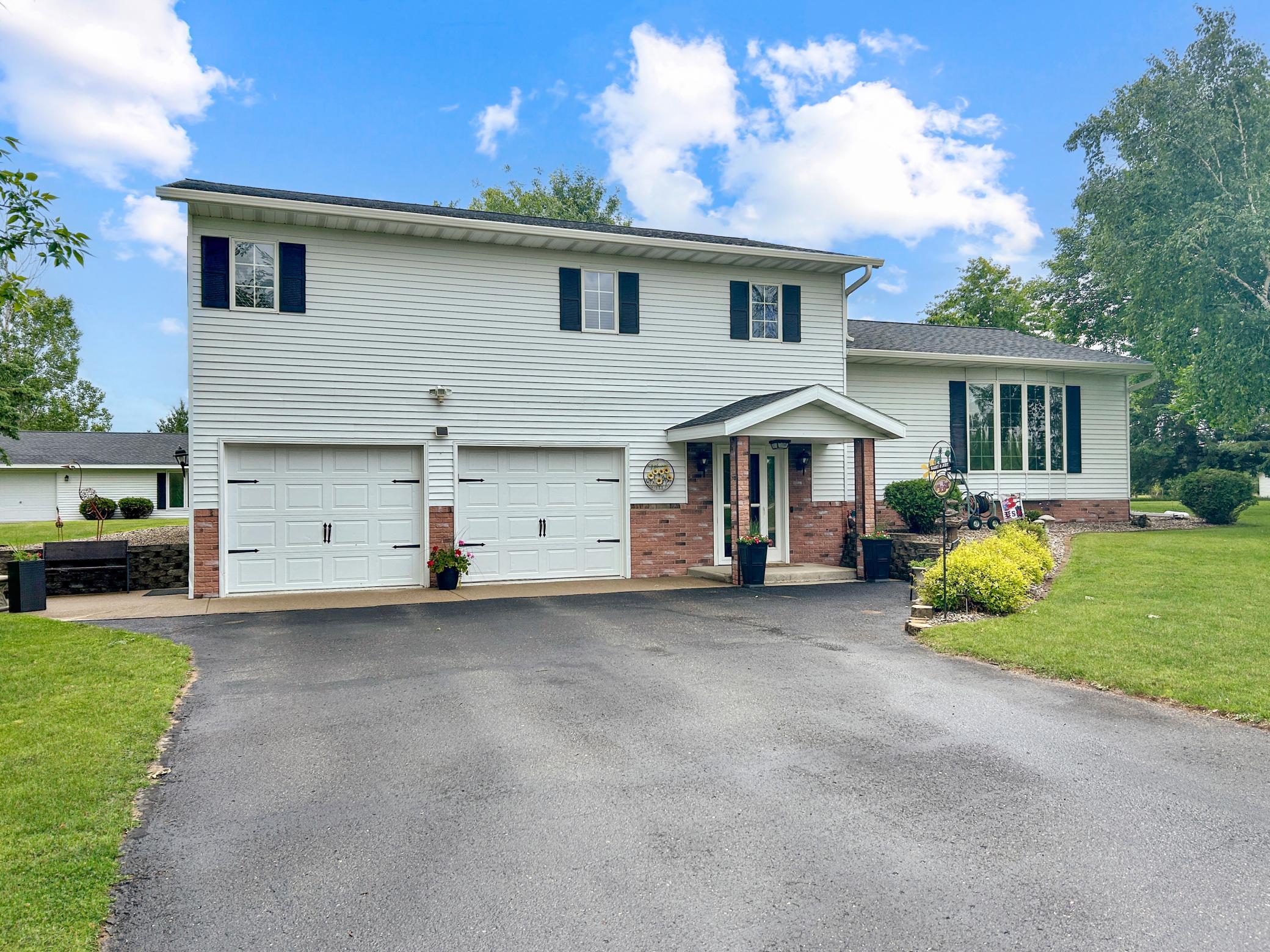 33434 Country Loop Property Photo 1