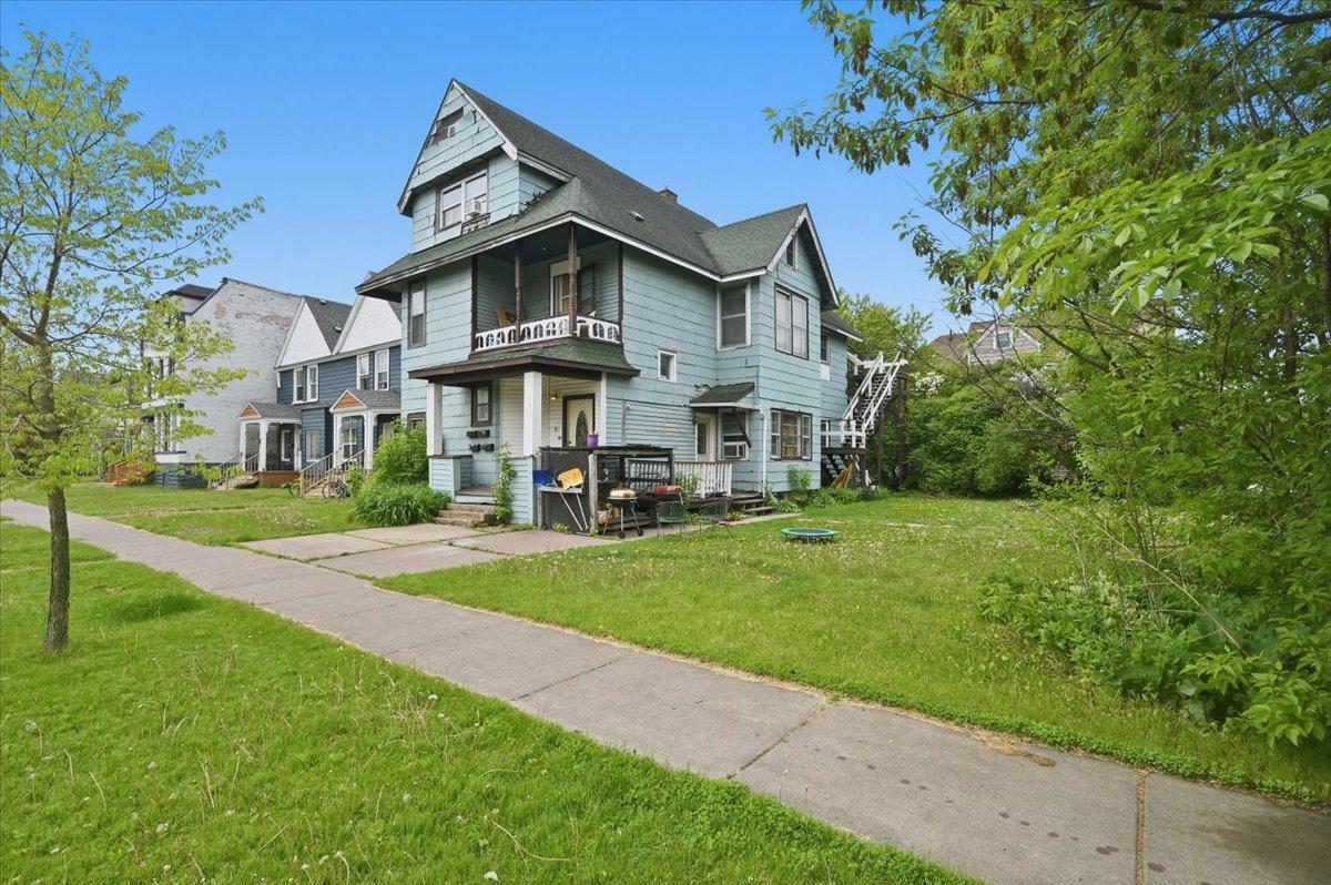 1605 Hughitt Avenue Property Photo 2