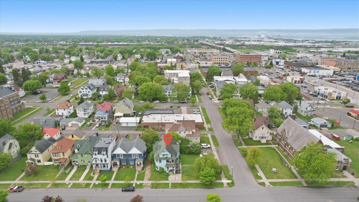 1605 Hughitt Avenue Property Photo 3