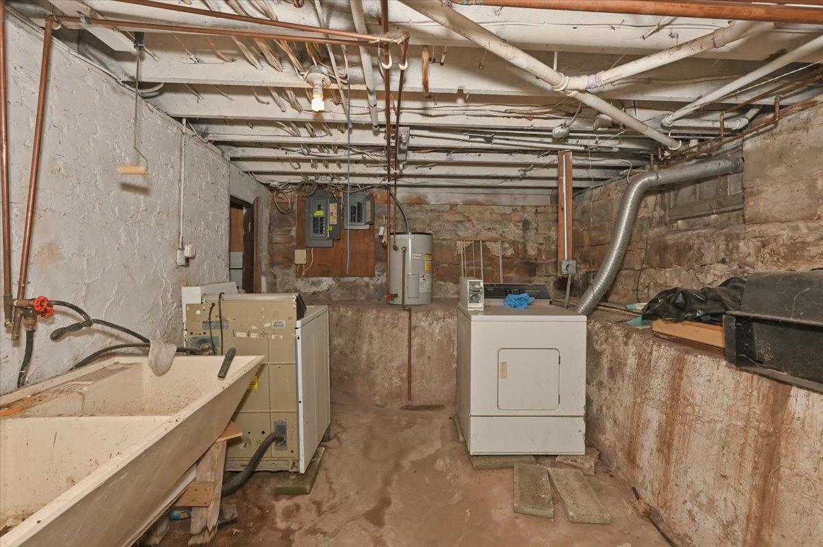 1605 Hughitt Avenue Property Photo 12