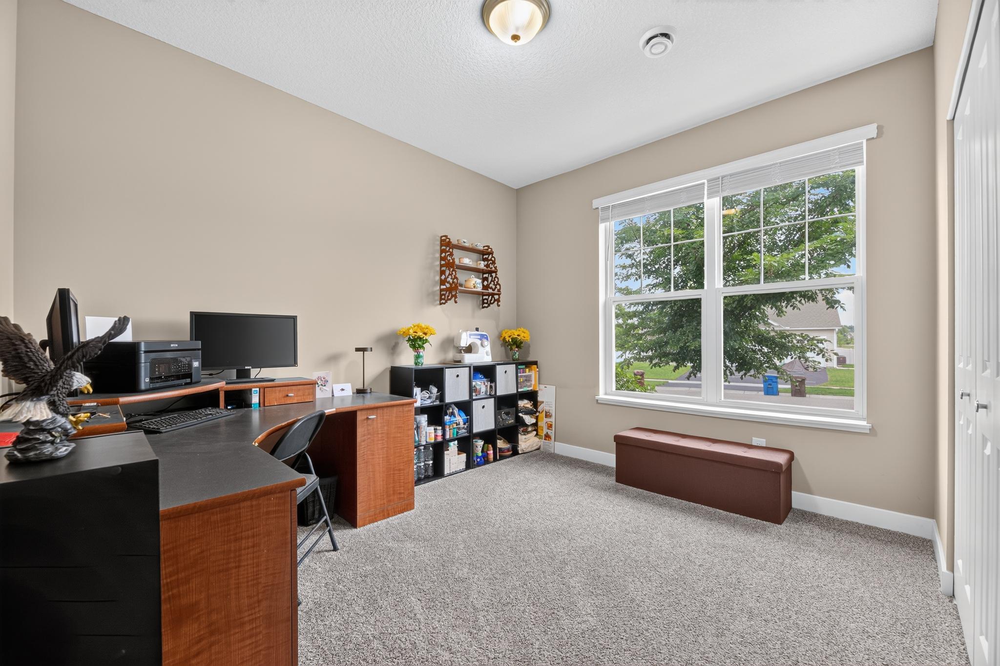 1436 Independence Curve Property Photo 5