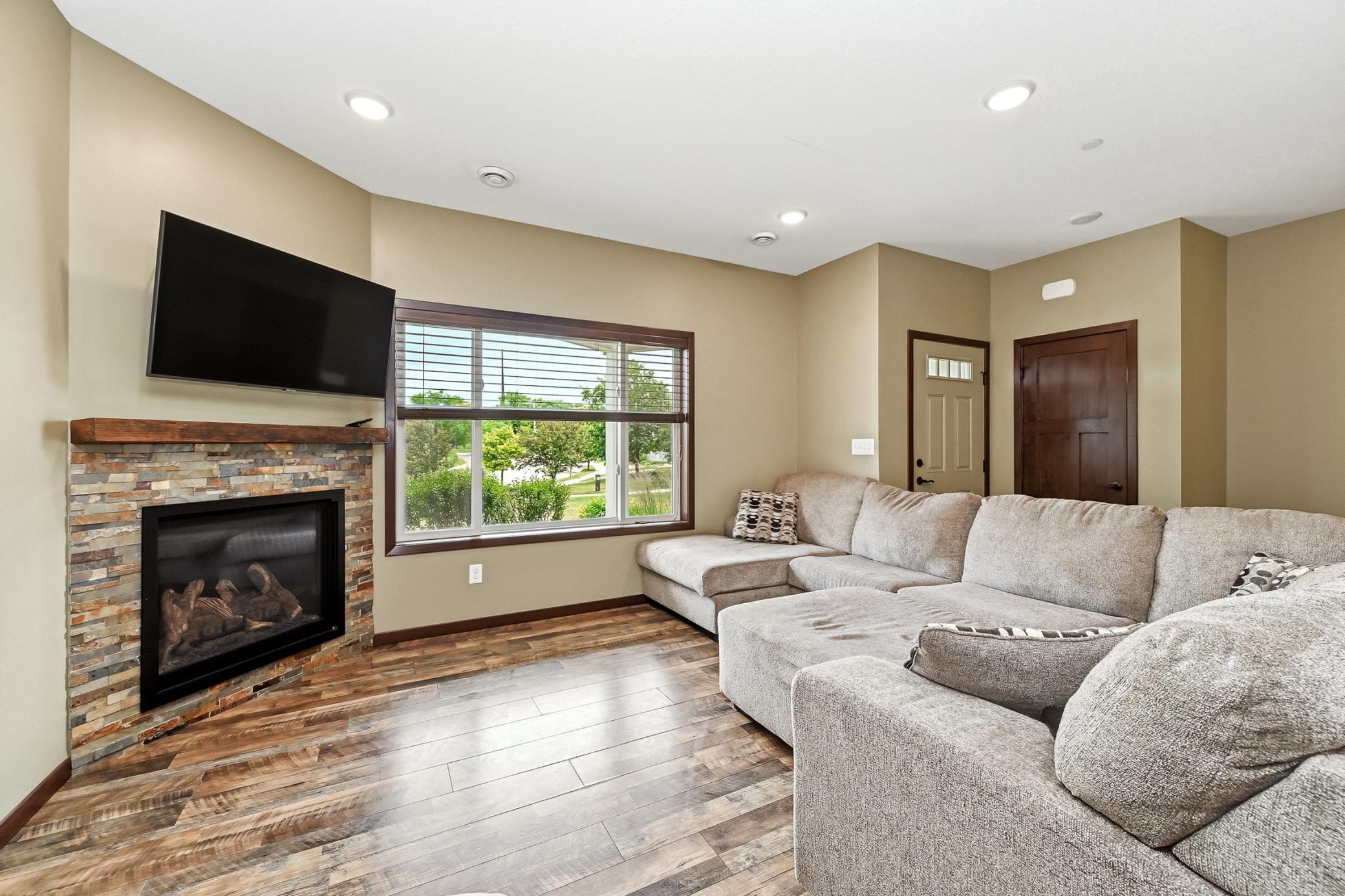 5672 Harvest Moon Boulevard Nw Property Photo 4
