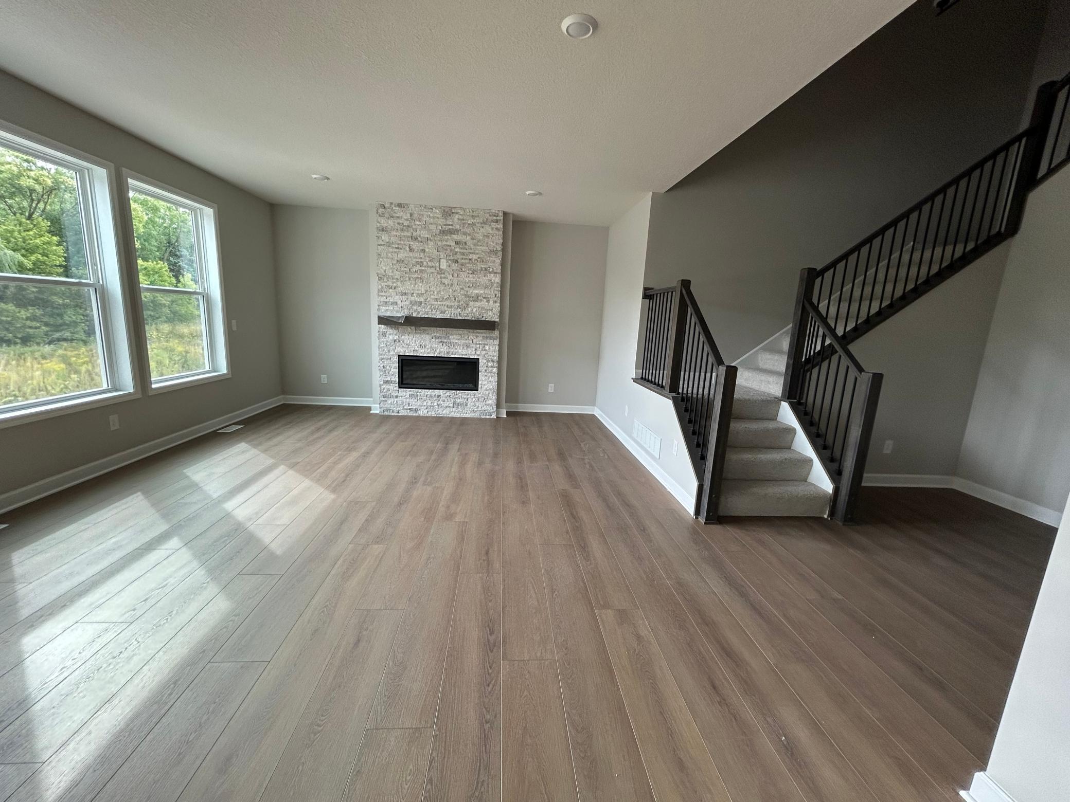 12374 Holden Way Property Photo 4