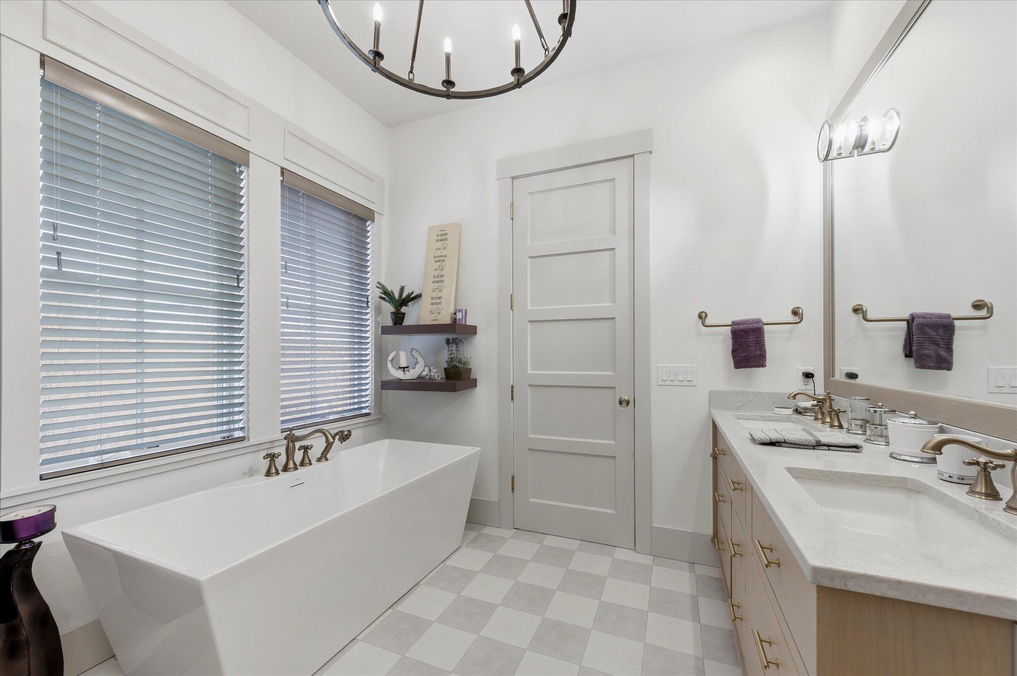 9810 Sky Lane Property Photo 46