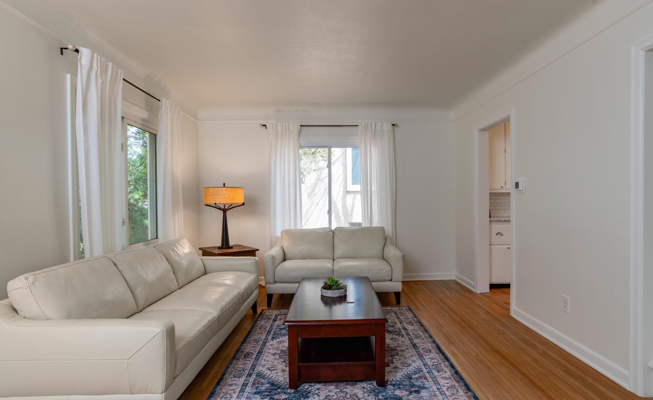 3331 Parkview Boulevard Property Photo 6