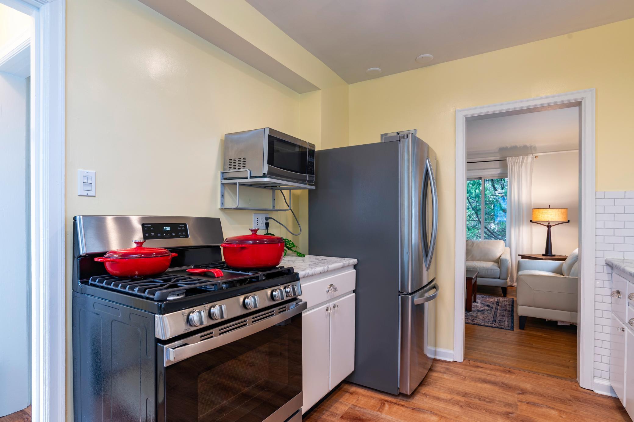3331 Parkview Boulevard Property Photo 10