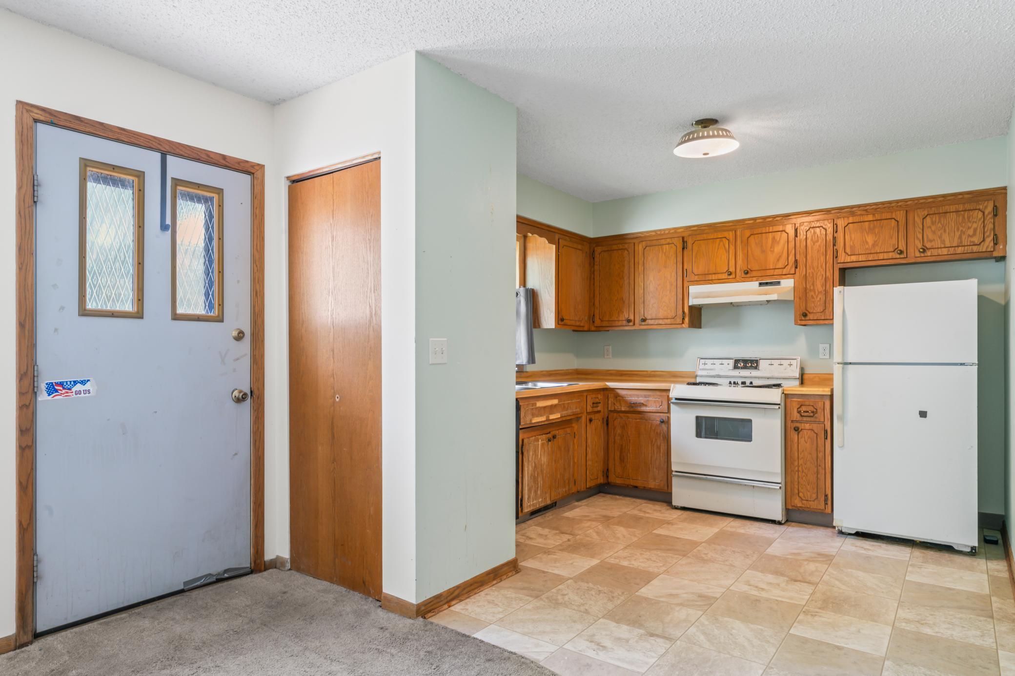 2018 42nd Street Nw Property Photo 4