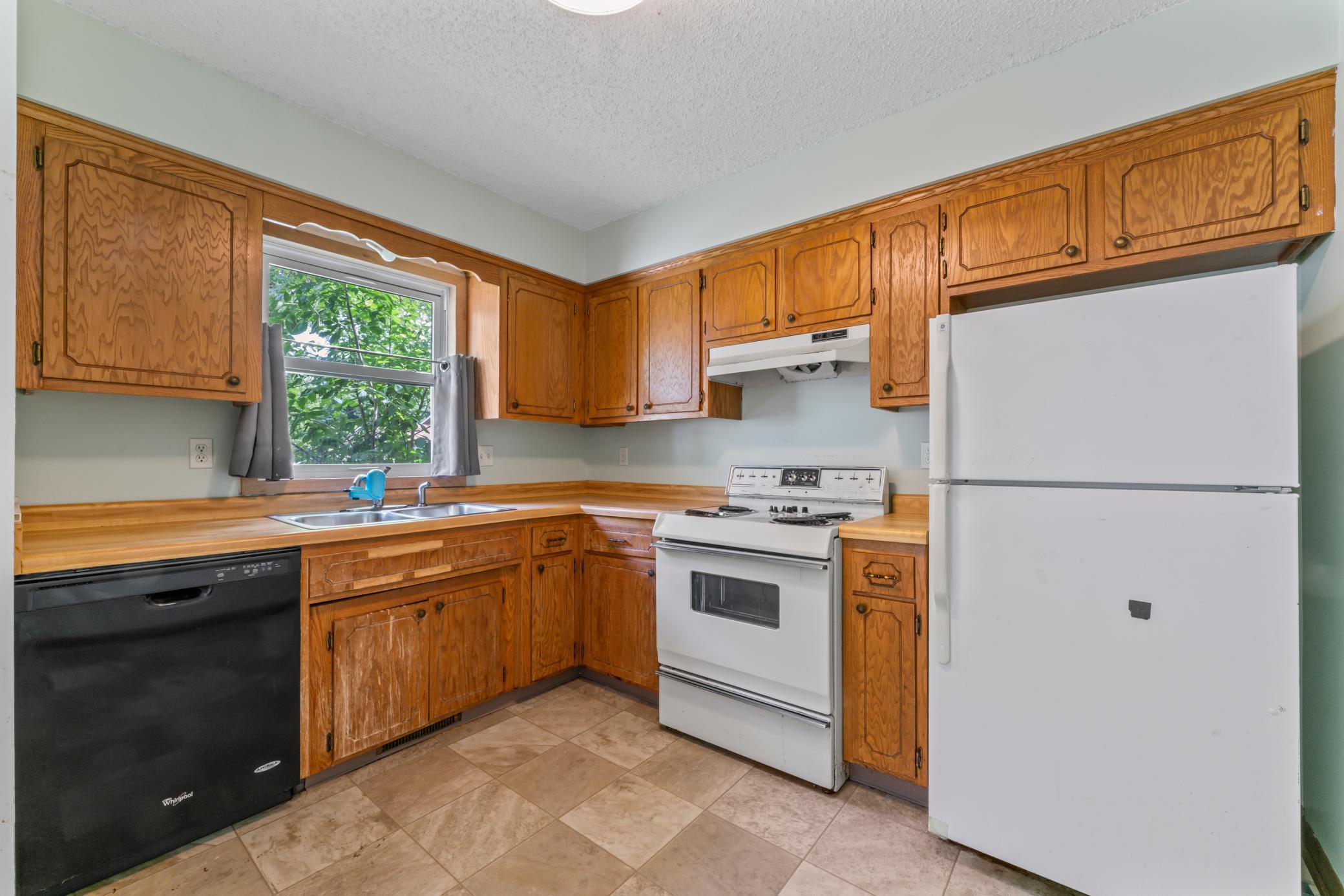 2018 42nd Street Nw Property Photo 5