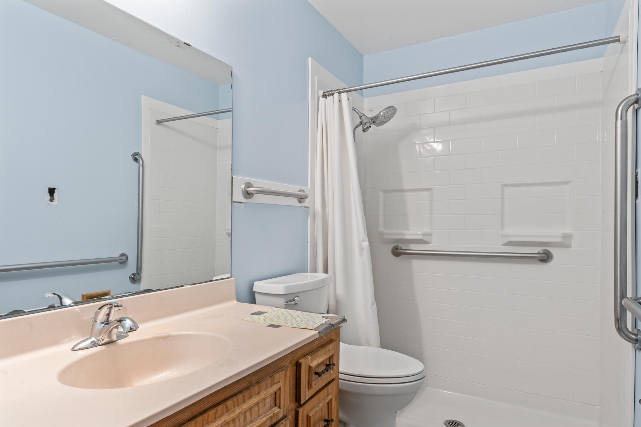 2018 42nd Street Nw Property Photo 8