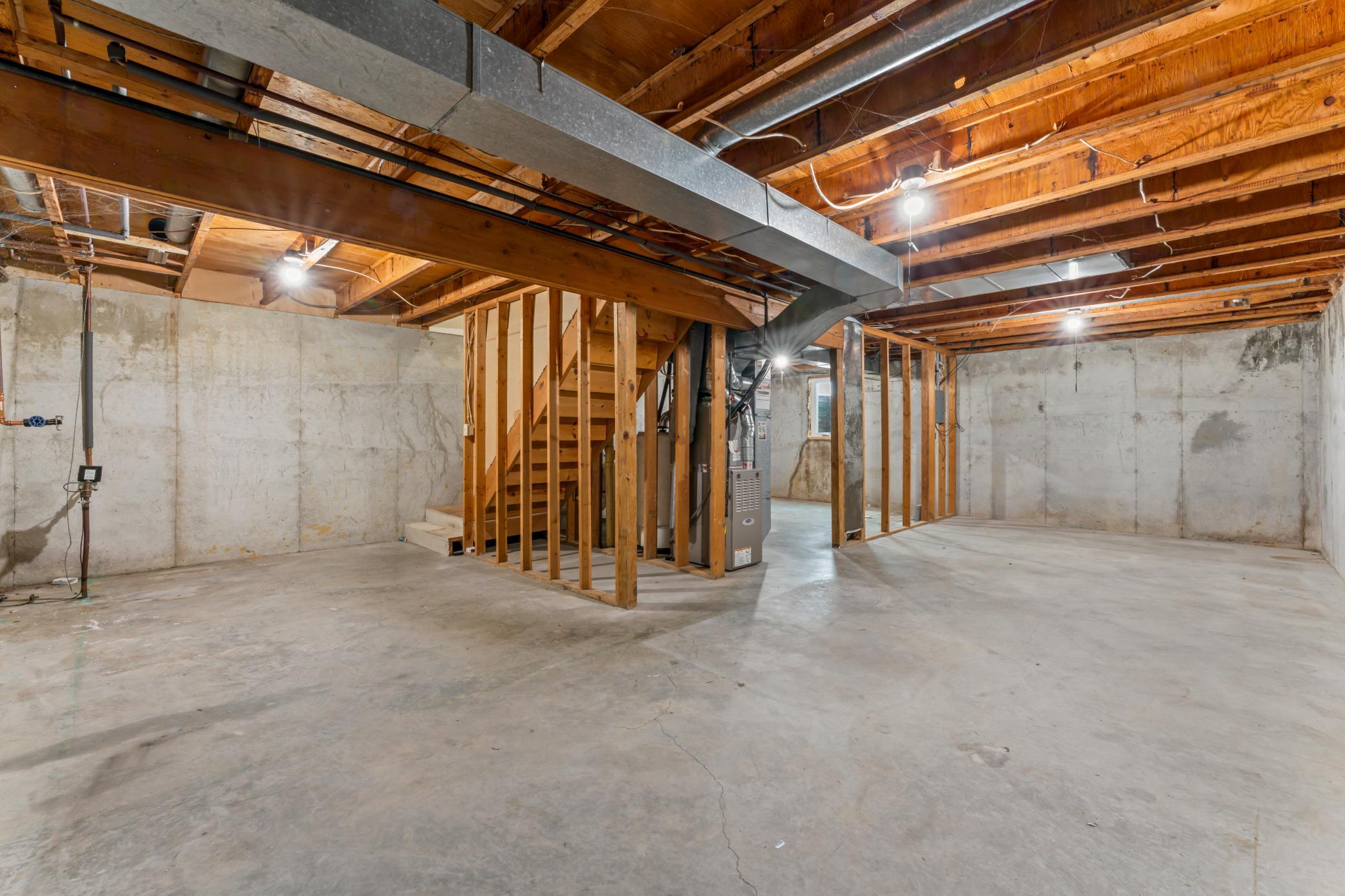 2018 42nd Street Nw Property Photo 13