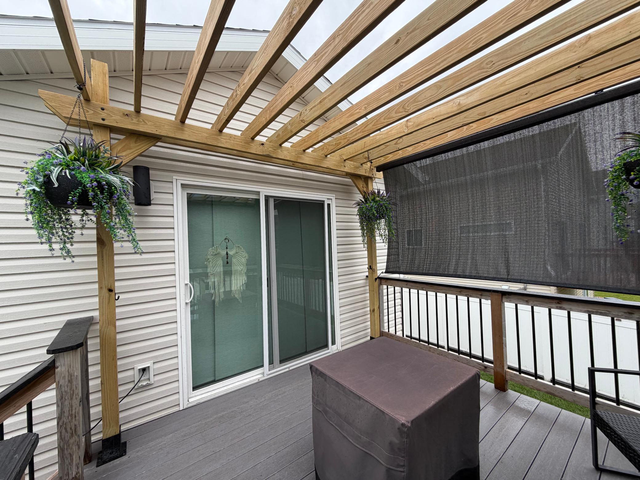 442 Foxtail Drive E Property Photo 28