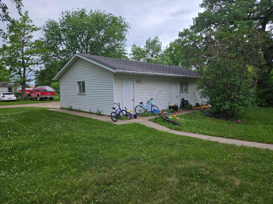 112 N 3rd Street Property Photo 5