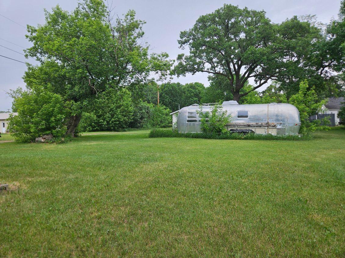112 N 3rd Street Property Photo 8