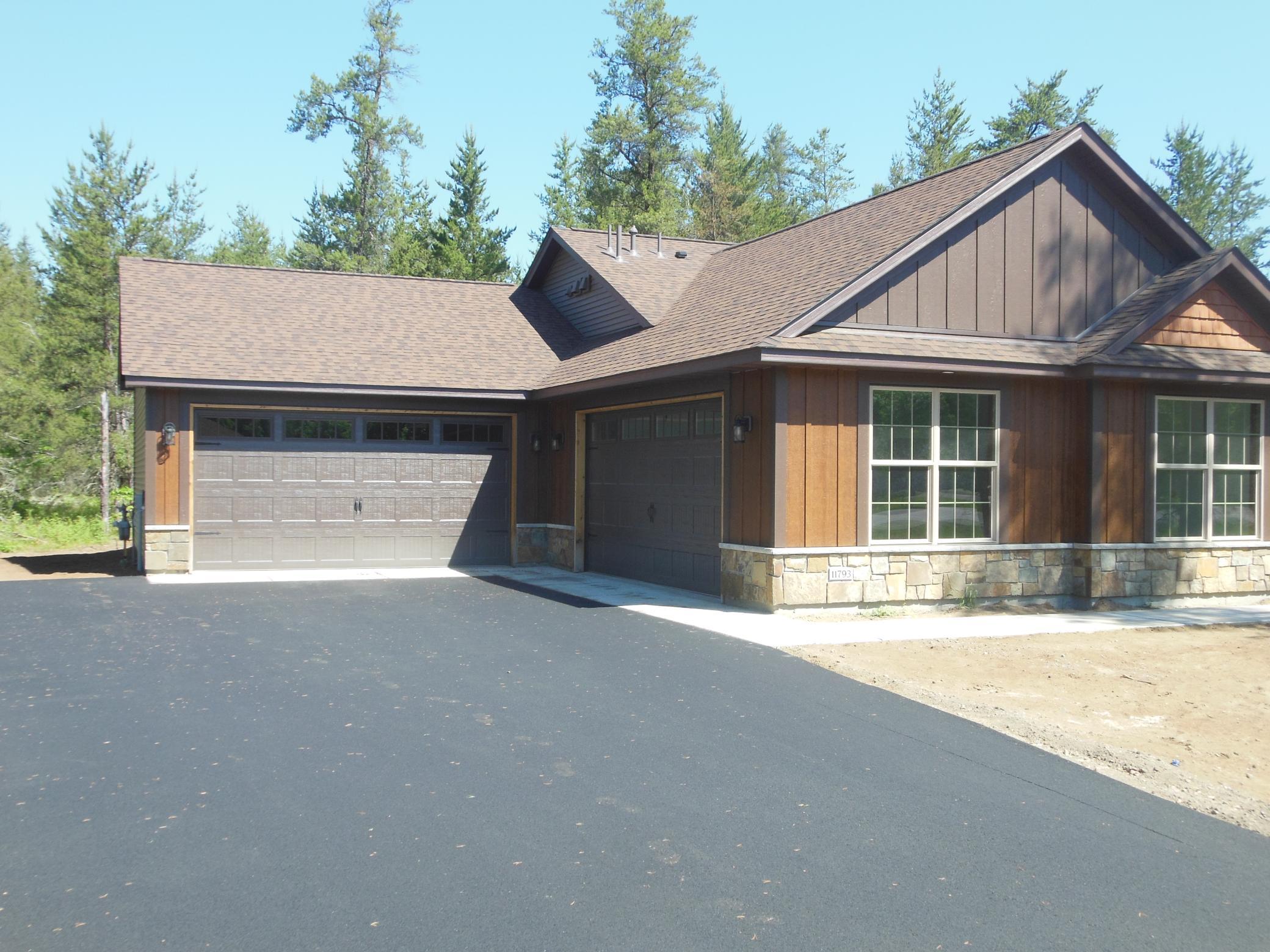 11793 Forestview Drive Property Photo 25