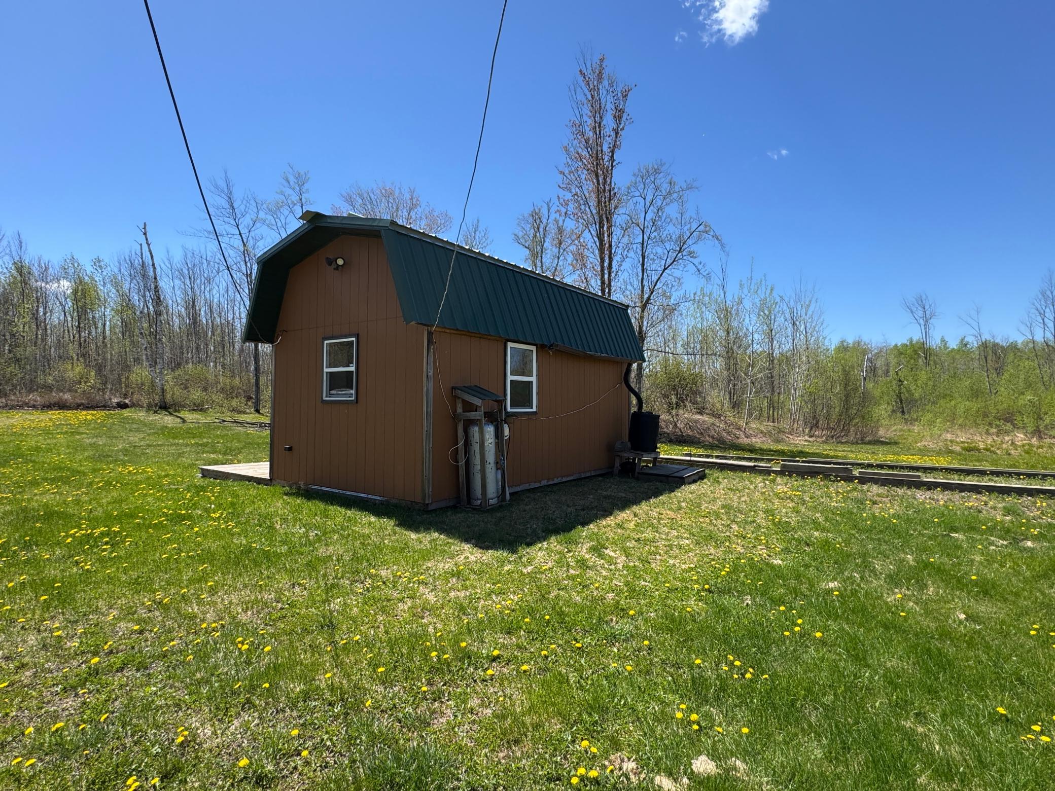 7233 Brown Road Property Photo 1