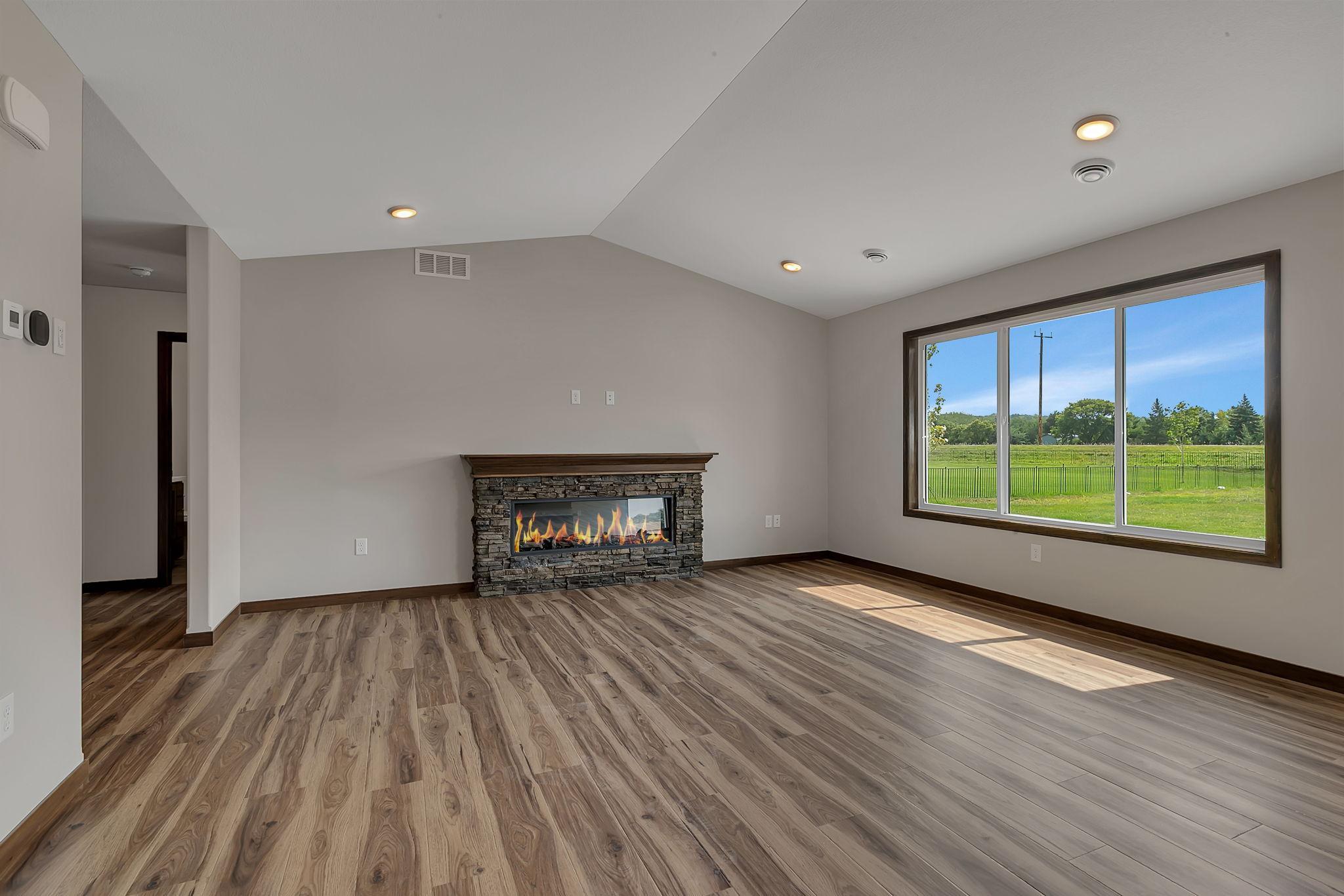 76 Meadow Lane Property Photo 8
