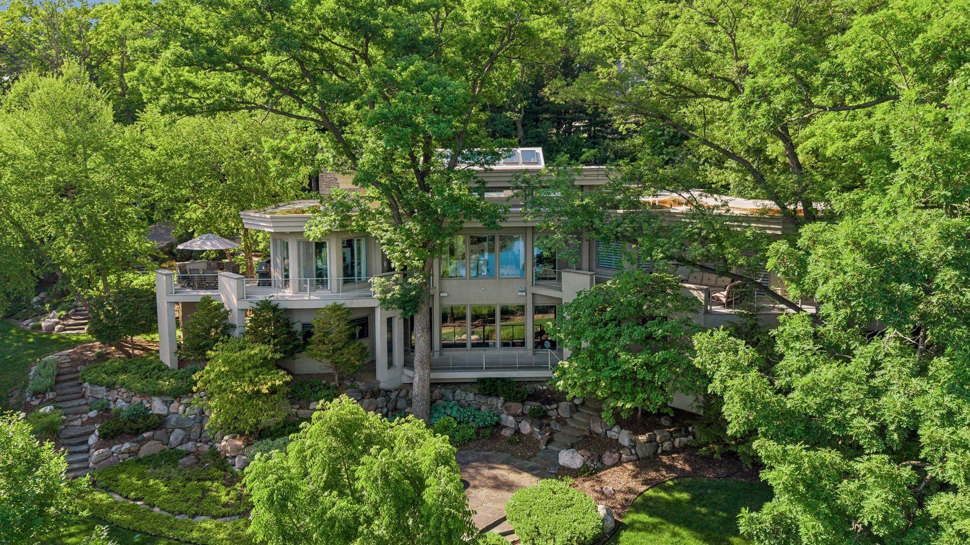 6504 Stauder Circle Property Photo 1