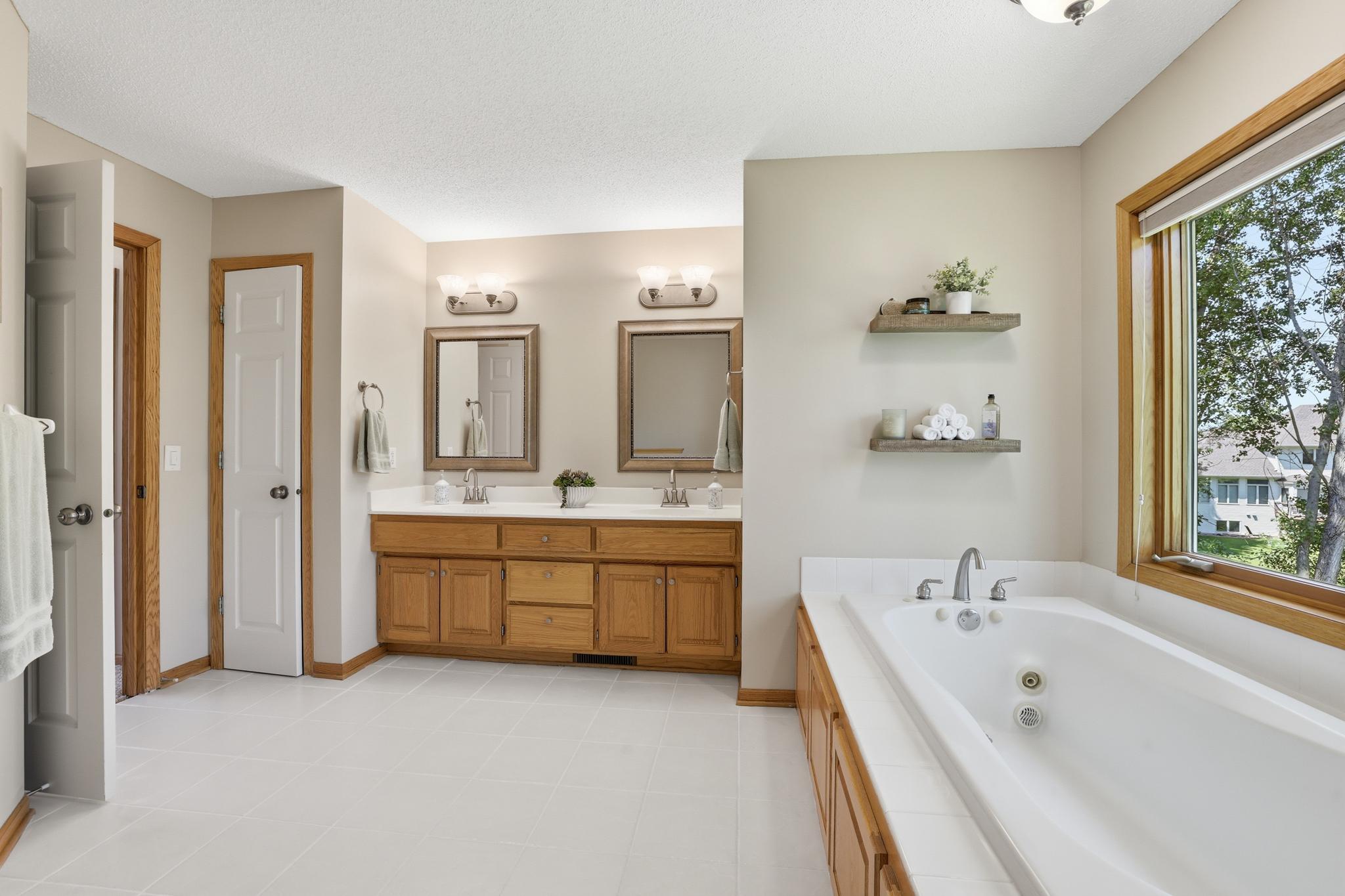 10362 Waterfront Drive Property Photo 28