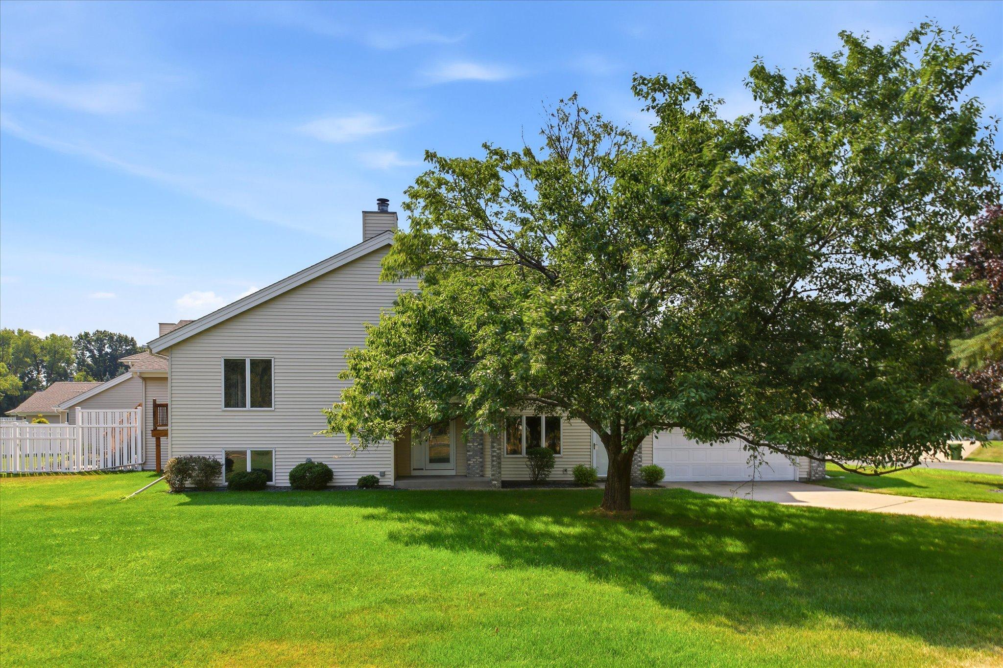 5758 Heather Ridge Drive Property Photo 1