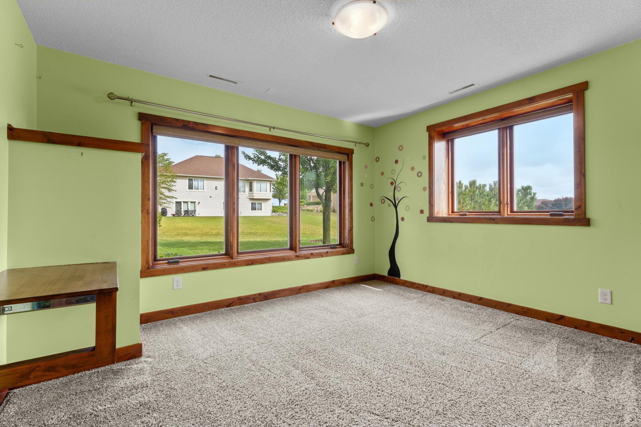 1133 Maplebeck Enclave Ne Property Photo 43