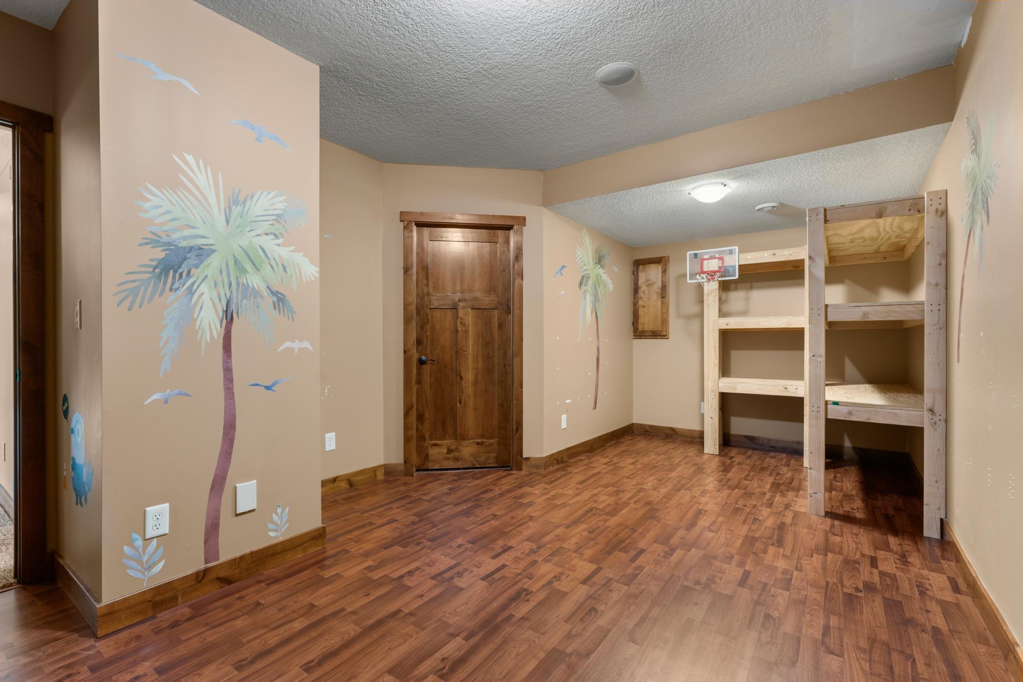 1133 Maplebeck Enclave Ne Property Photo 50